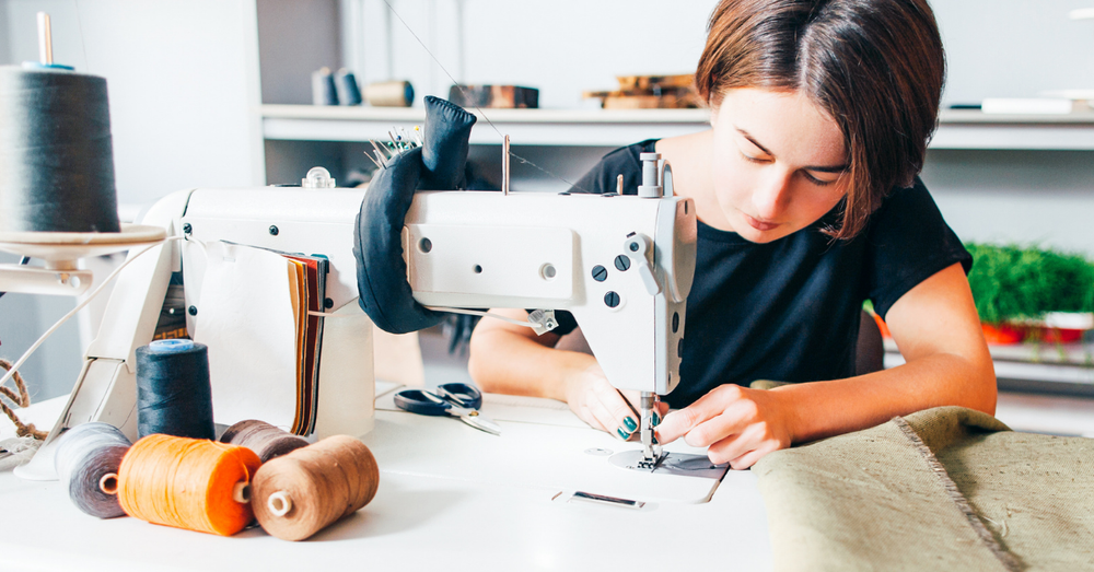 How to Find the Perfect Clothing Manufacturer for Your Business (Step-by-Step Guide) | Merch Farm